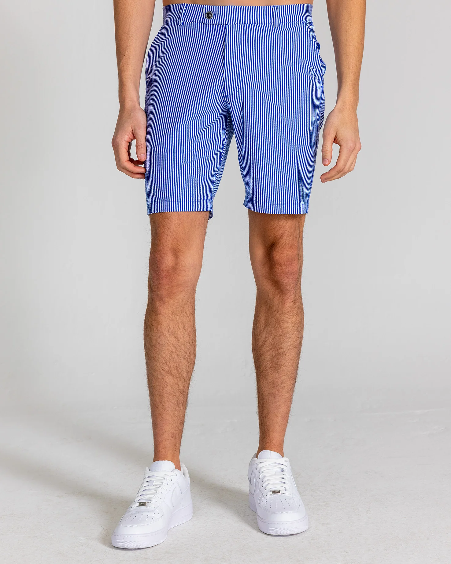 Becker Seersucker Pull-On Short in Harbor Blue