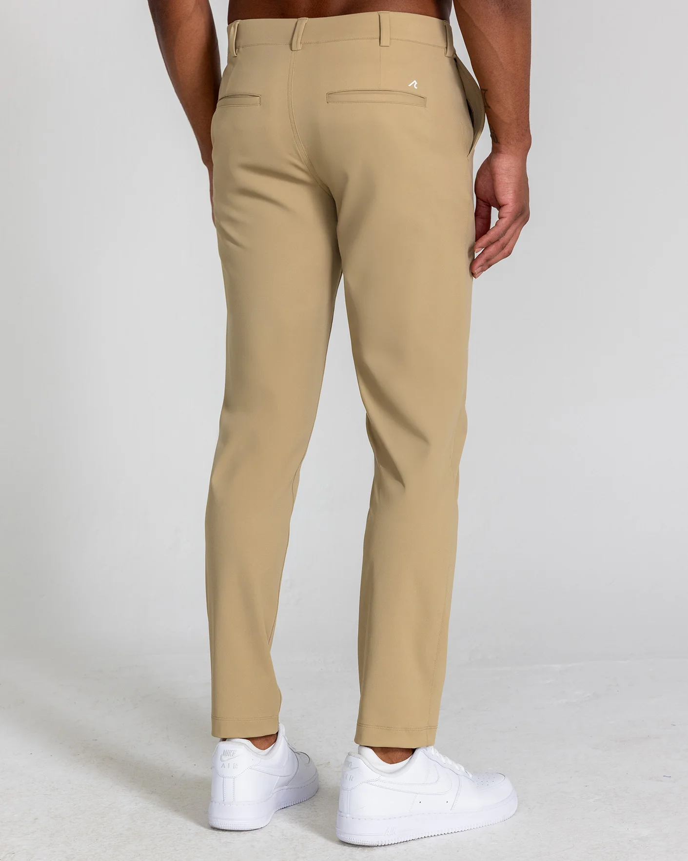 Bradley Pull-On Trouser in Bark - Image 4
