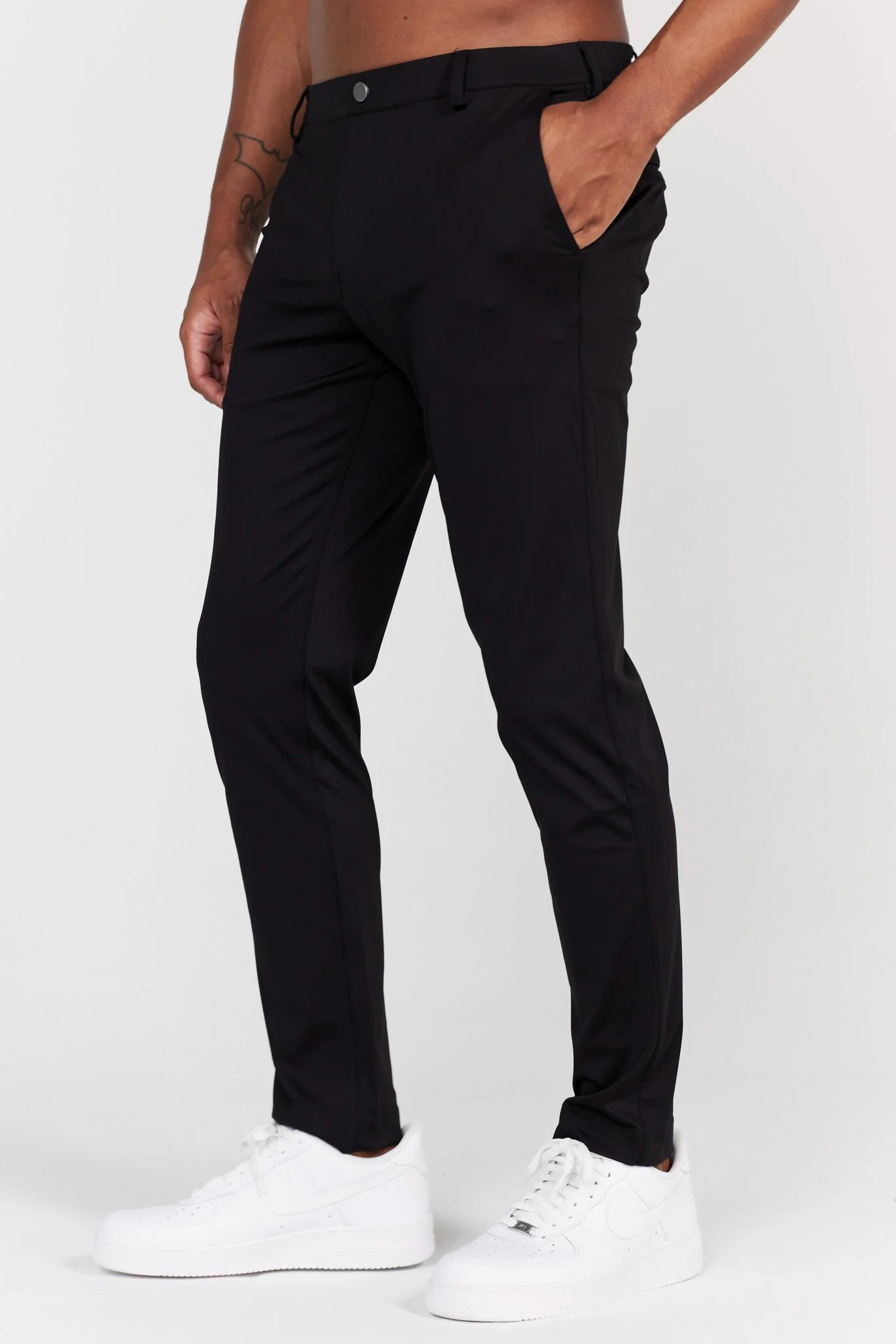 Bradley Pull-On Trouser in Tuxedo - Image 2