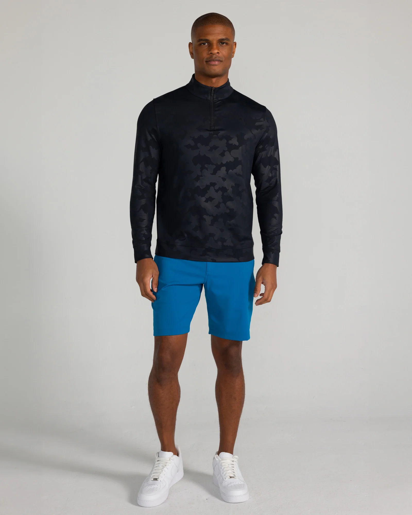 Bronson Quarter Zip in Tuxedo - Image 2