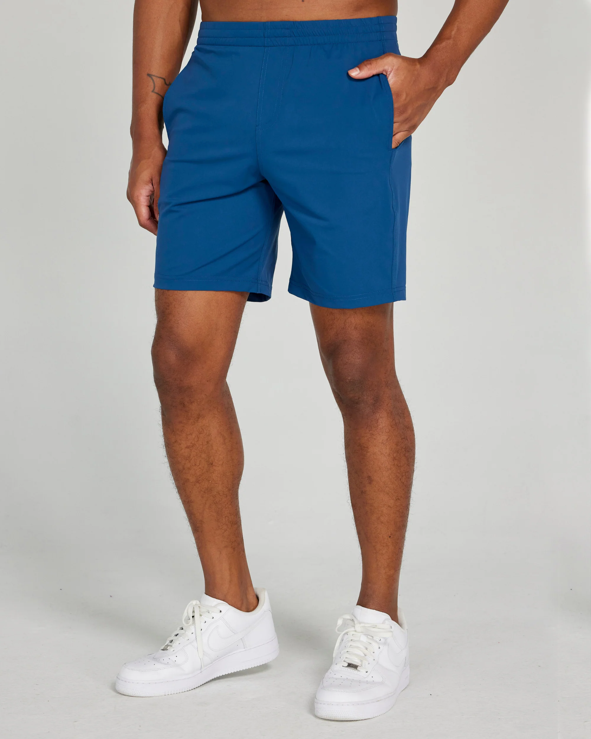 Byron Short in Indigo - Image 2