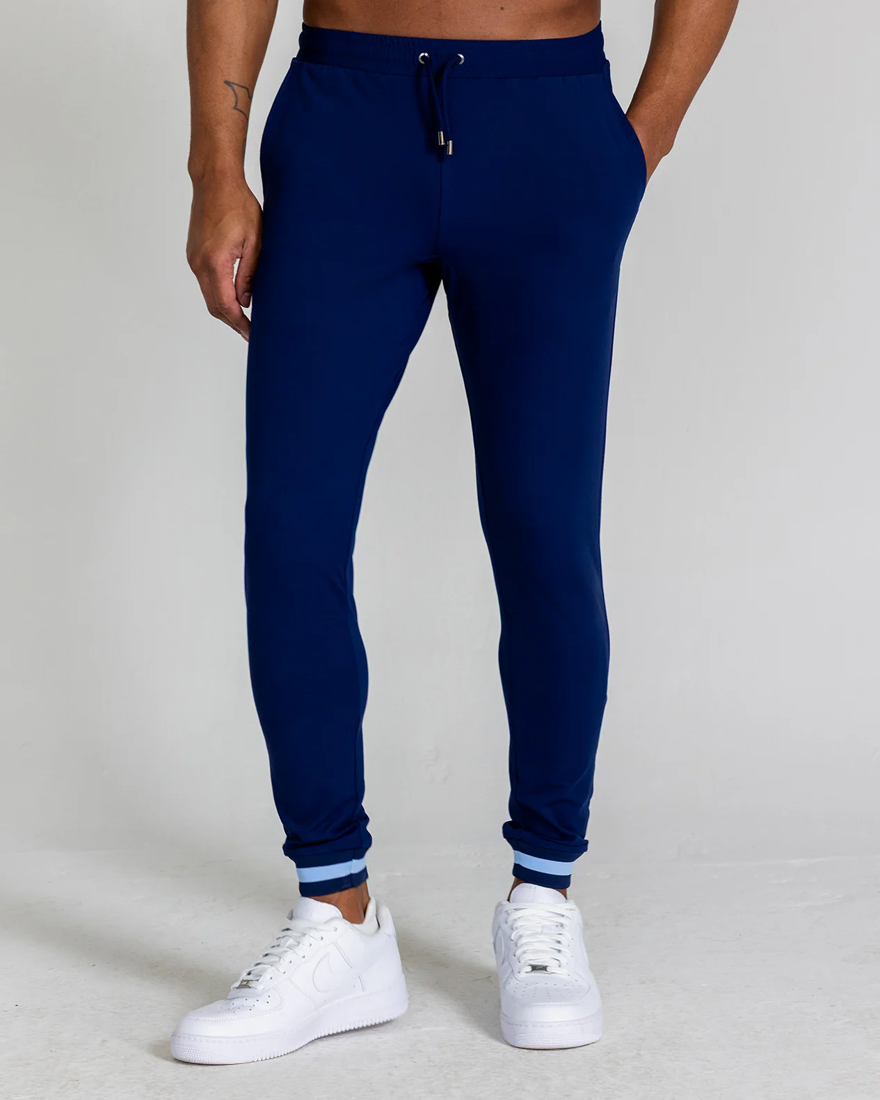 Coleman Jogger in Midnight Navy - Image 2