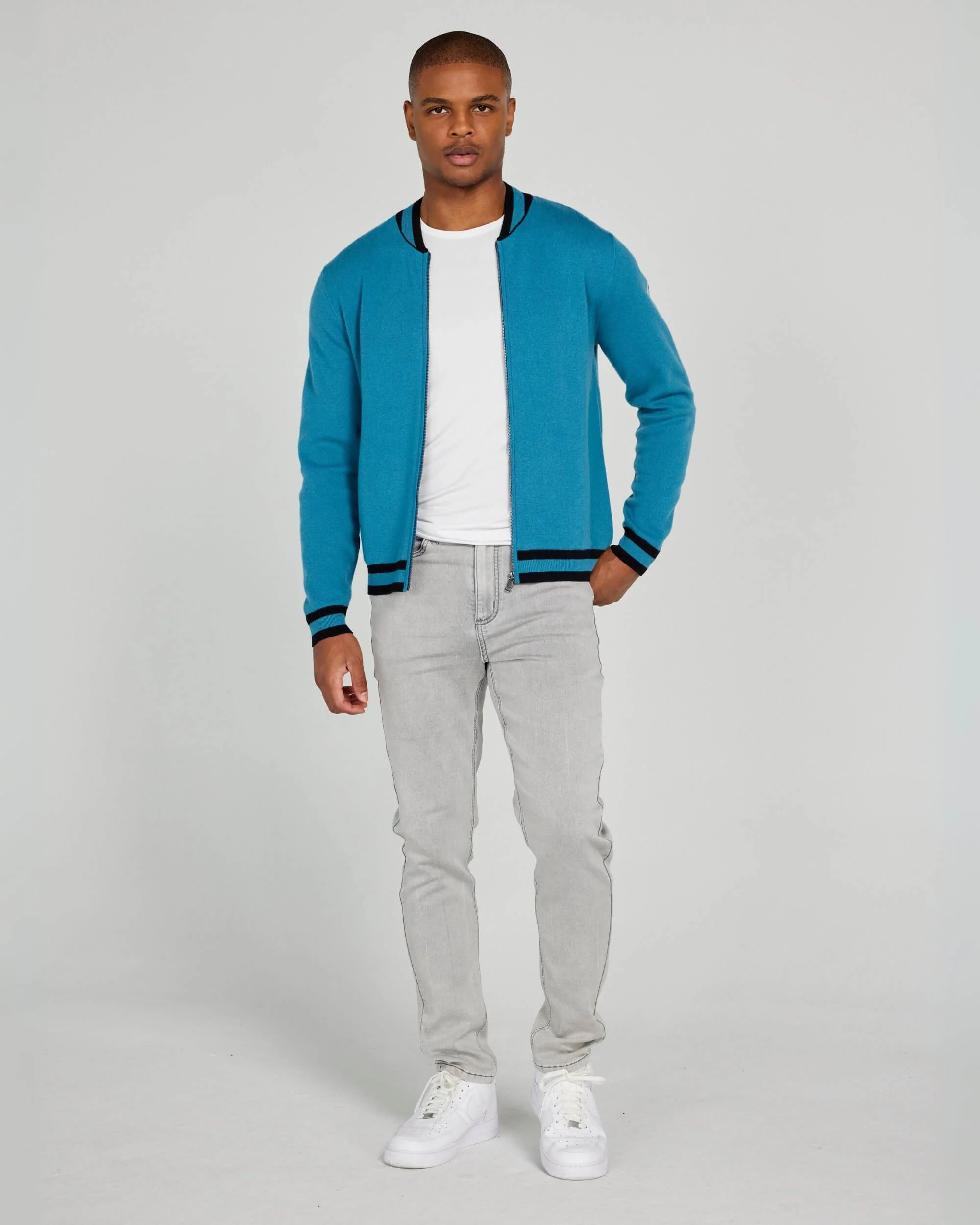 Crestwell Bomber in Jungle - Image 2