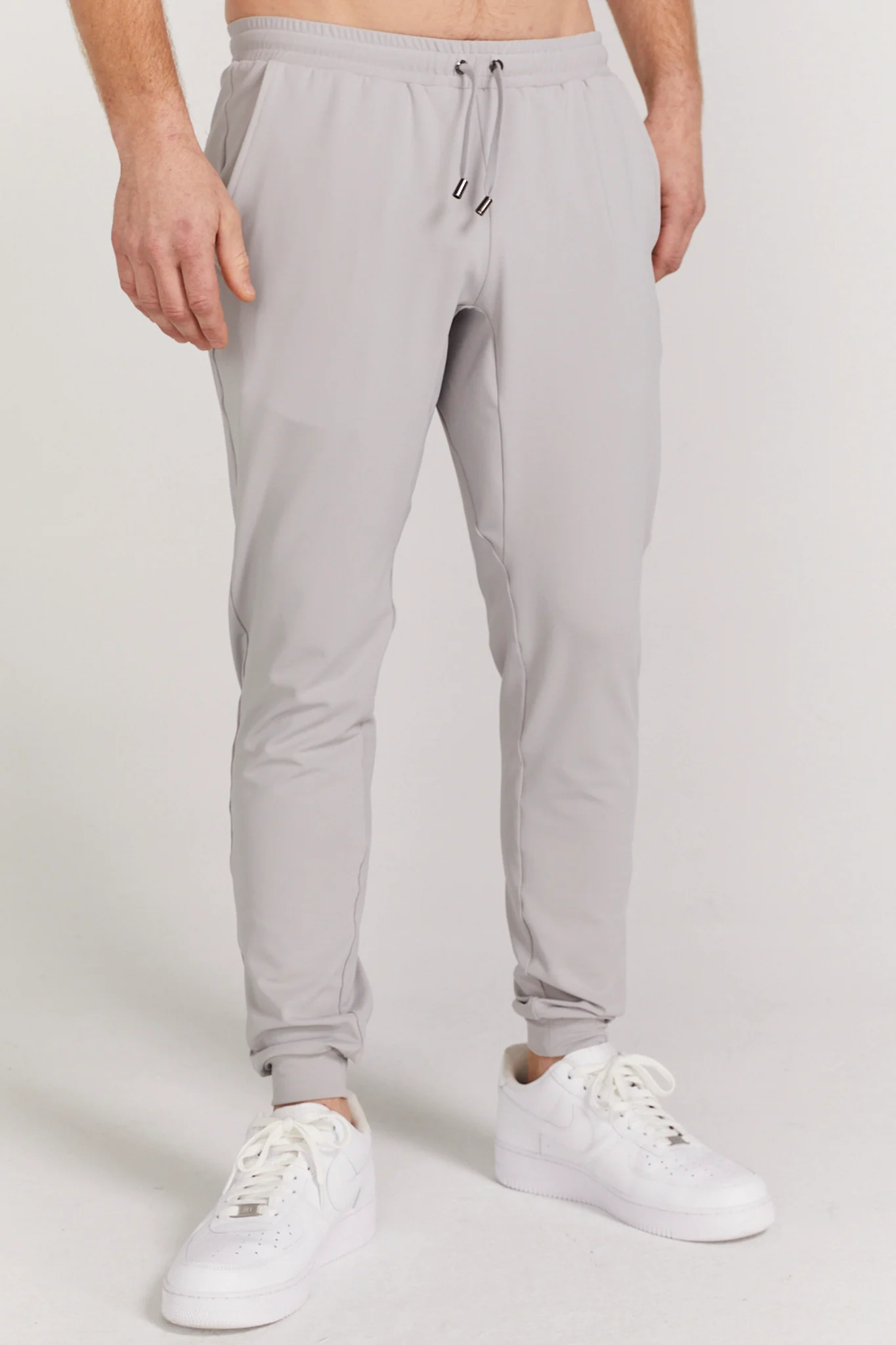Donahue Jogger in Glacier Gray - Image 2