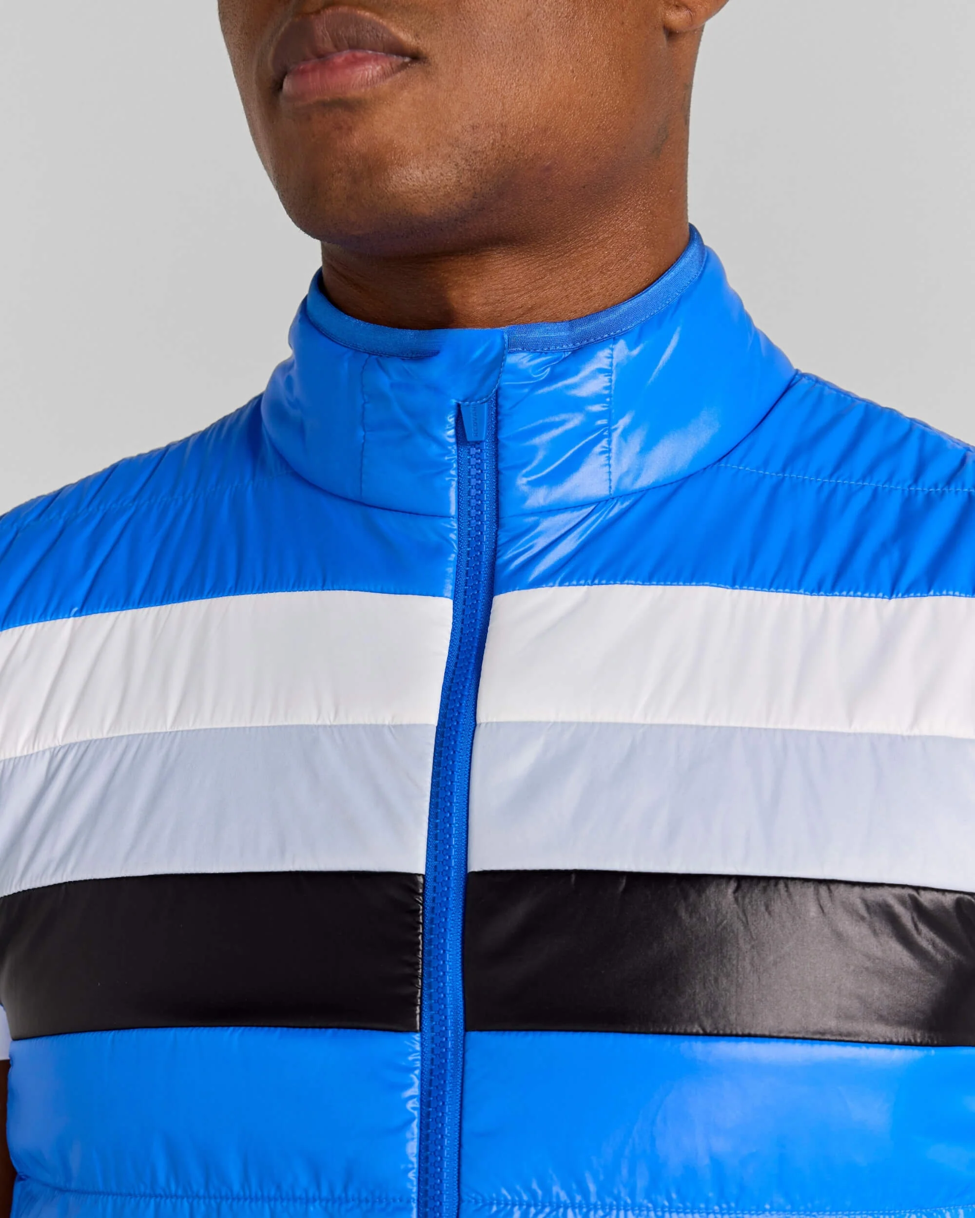 Gemier Vest in Marine - Image 3