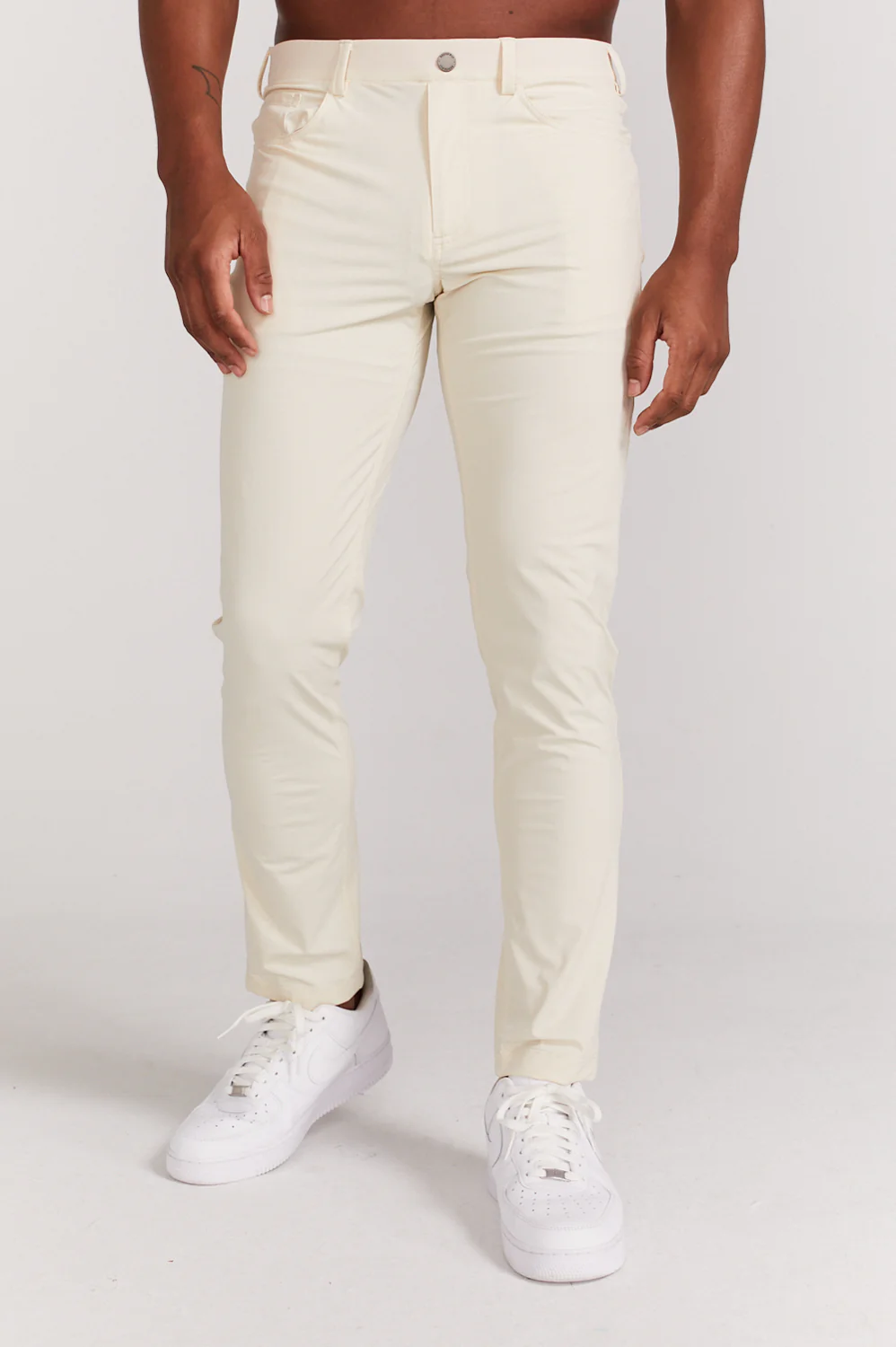 Kent Pull-On Trouser in Oat - Image 3