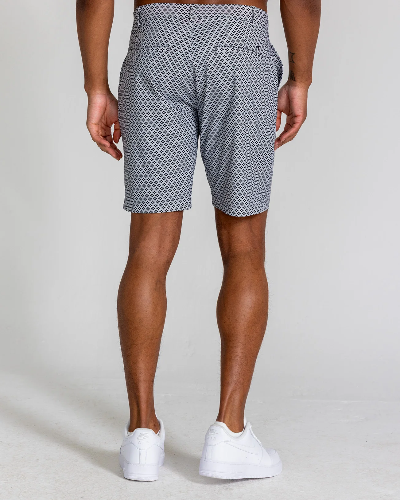 Printed Hanover Pull-On Short Duncure in Glacier Gray - Image 4