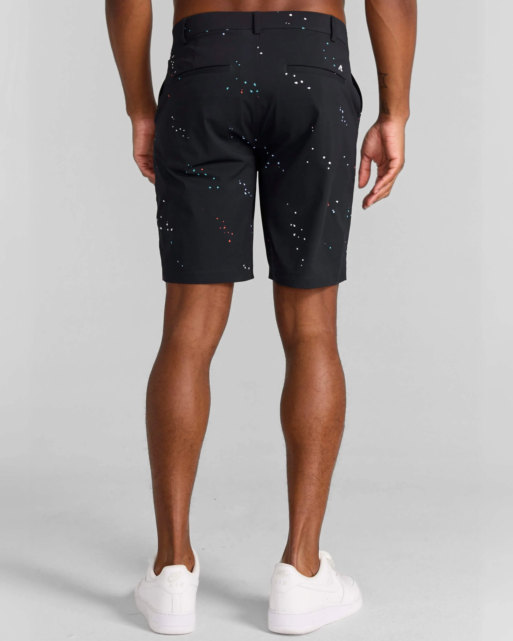 Printed Hanover Pull-On Short Hanson in Tuxedo - Image 4