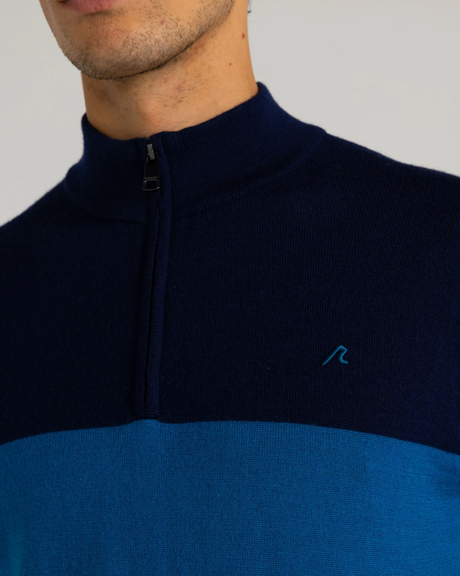 Sanders Merino Quarter Zip in Seaport - Image 3