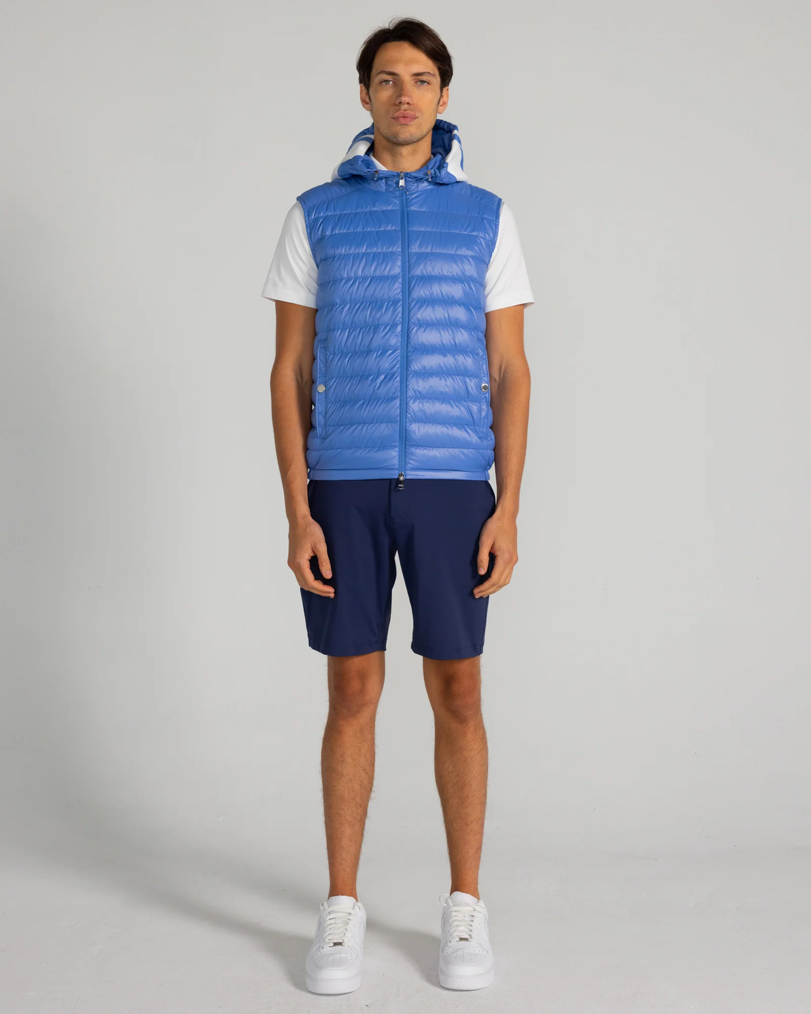 Thayer Vest in Blue Yonder - Image 2