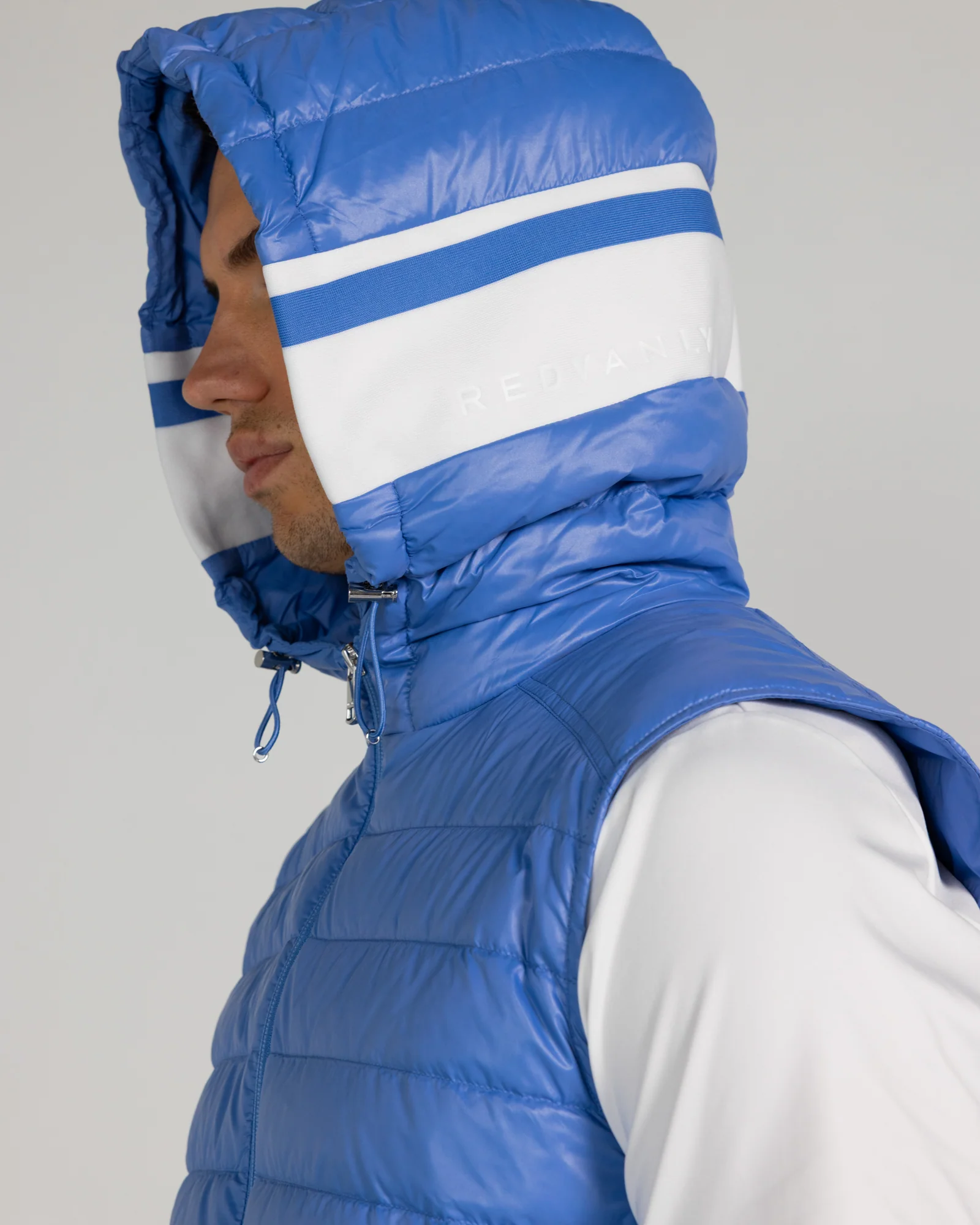 Thayer Vest in Blue Yonder - Image 3