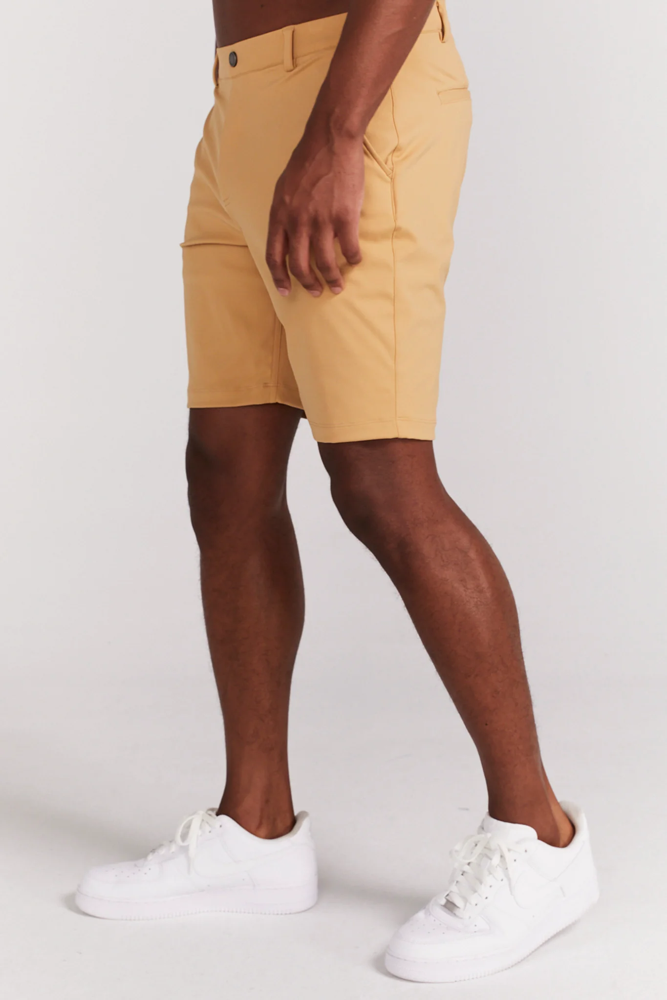 Varick Pull-On Short in Cappuccino - Image 3