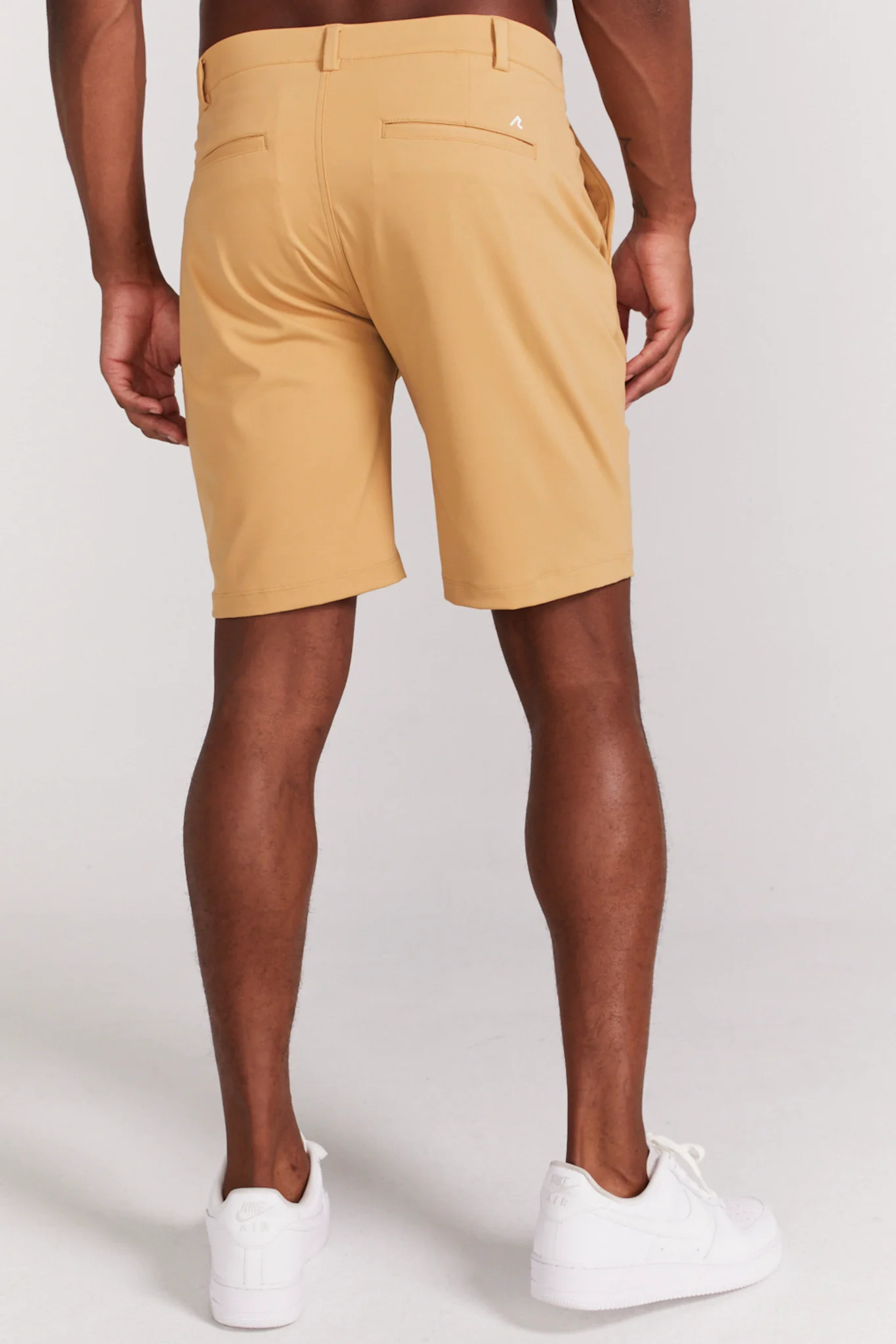 Varick Pull-On Short in Cappuccino - Image 4