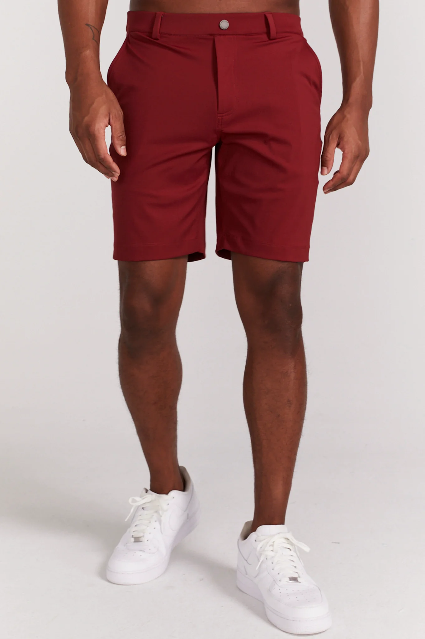 Varick Pull-On Short in Maroon