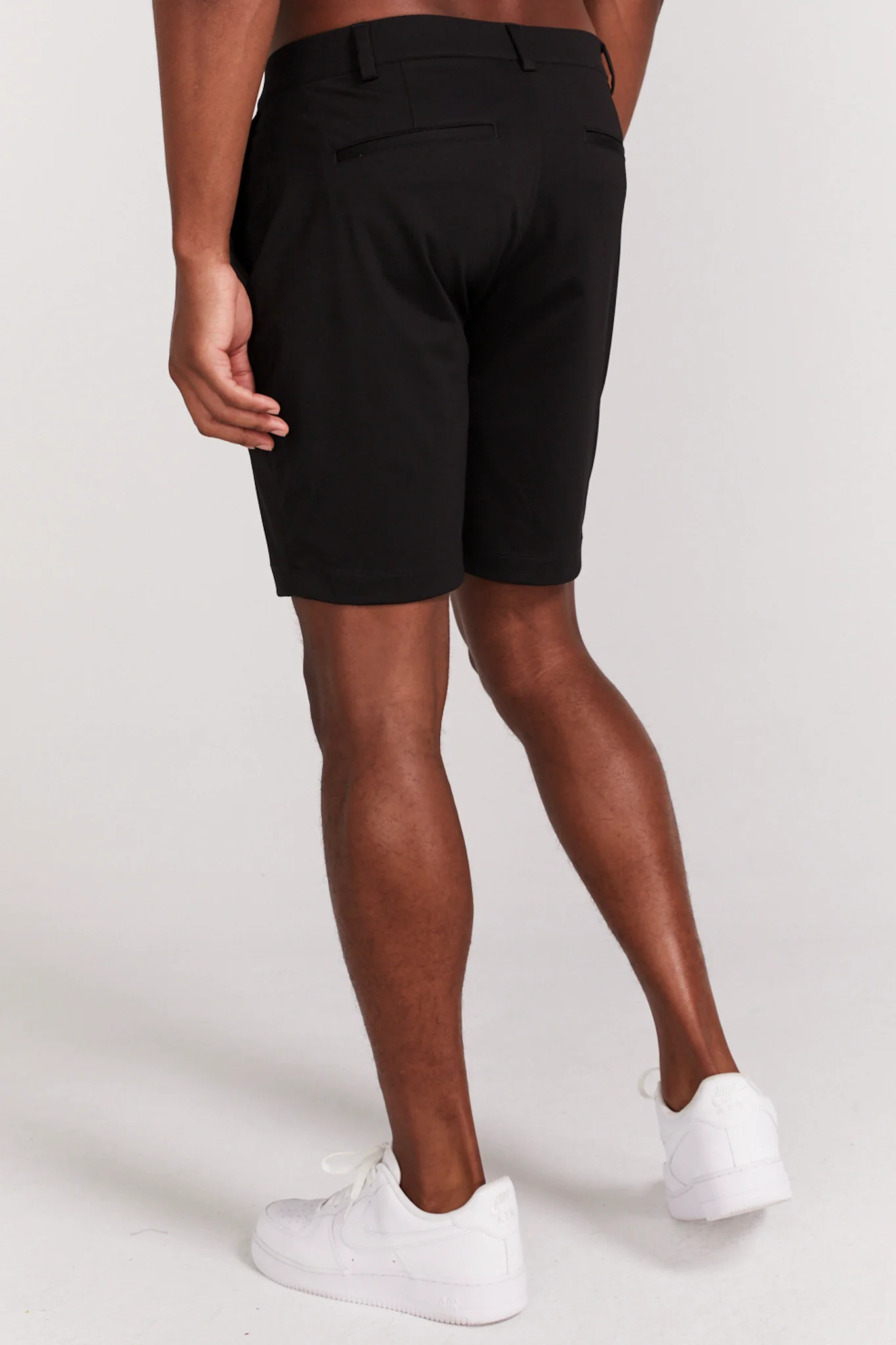 Varick Pull-On Short in Tuxedo - Image 5